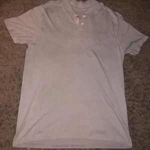 Men’s Lululemon golf shirt
